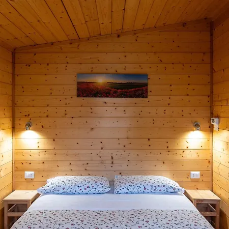 Agri Village Pavia Ferienpark 2*